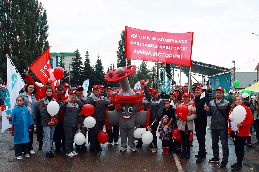 В Благовещенске благодаря поддержке ОМК состоялся фестиваль профессий ЗАВОДное лето