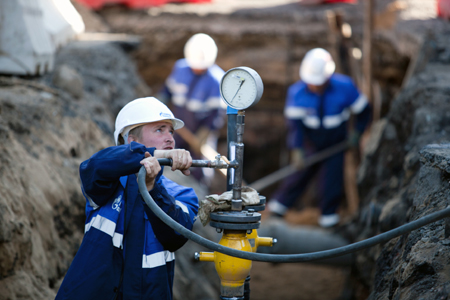 Газпром в 2017 г. увеличит на 2,7 объем инвестиций на газификацию регионов